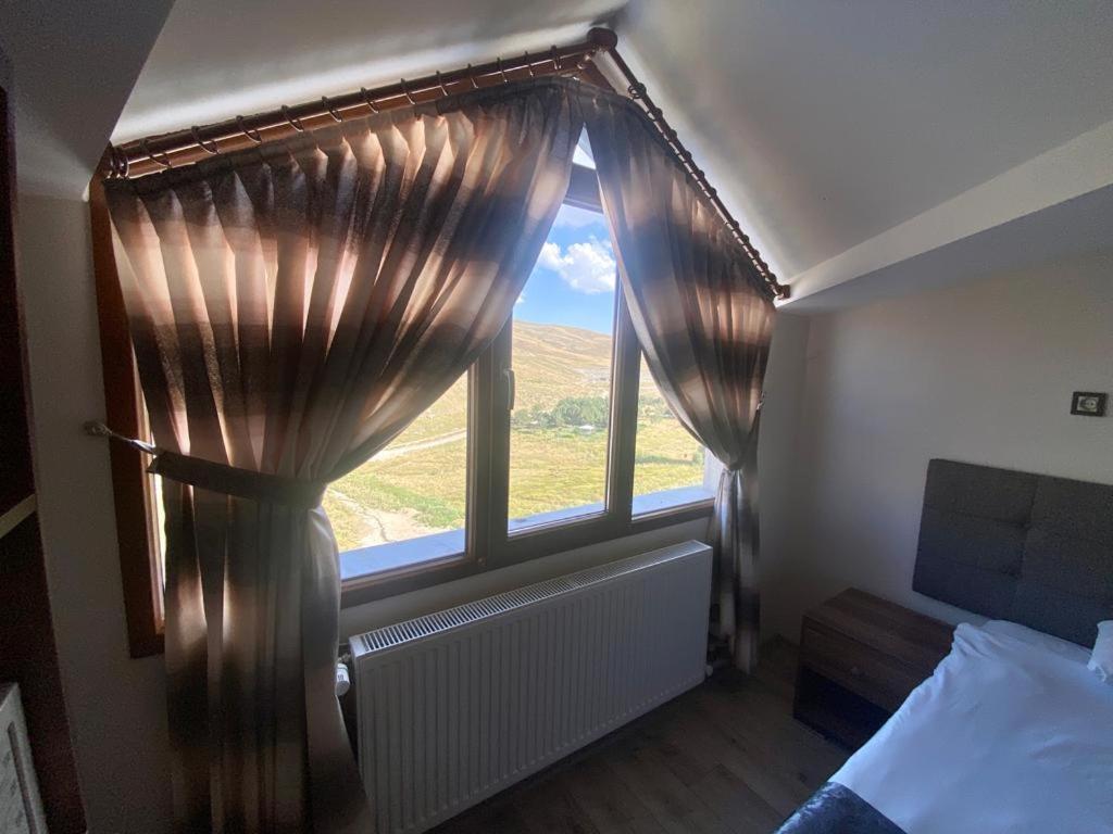 Zuemruet Palas Otel Эрджияс Экстерьер фото